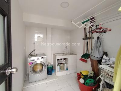Casa de 3 alcobas en venta en Piedra Pintada Alta, Ibagué, 280 m² · foto 16 de 20