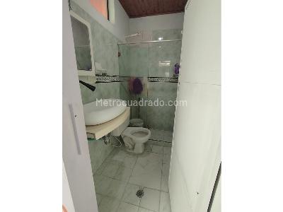 Casa de 2 alcobas en venta en San Cayetano, Ibagué, 200 m² · foto 10 de 16