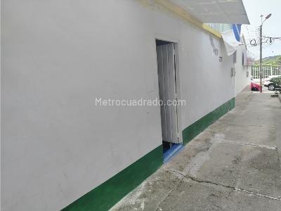 Casa de 2 alcobas en venta en San Cayetano, Ibagué, 200 m² · foto 4 de 16