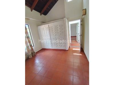 Casa de 4 alcobas en venta en Aparco, Ibagué, 280 m² · foto 14 de 20