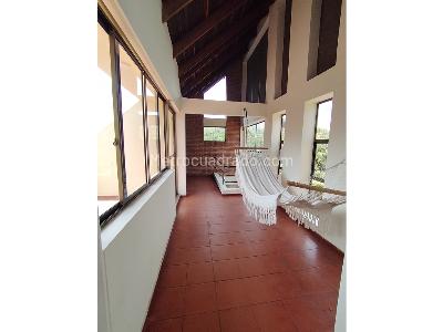 Casa de 4 alcobas en venta en Aparco, Ibagué, 280 m² · foto 18 de 20