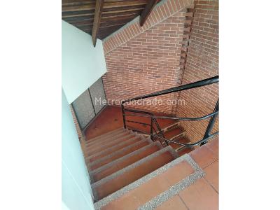 Casa de 4 alcobas en venta en Aparco, Ibagué, 280 m² · foto 19 de 20