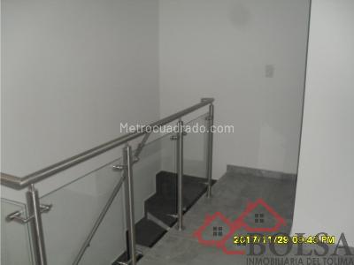 Casa de 5 alcobas en venta en Casa Club, Ibagué, 600 m² · foto 11 de 20
