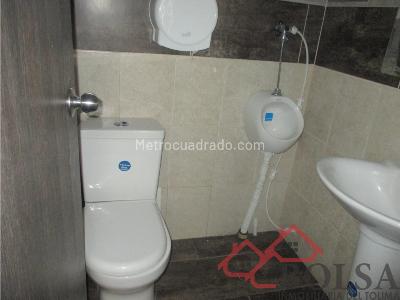 Casa de 5 alcobas en venta en Casa Club, Ibagué, 600 m² · foto 19 de 20