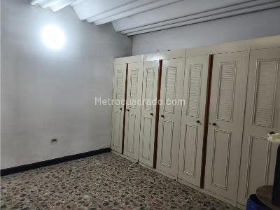Casa de 5 alcobas en venta en El Salado, Ibagué, 1262 m² · foto 4 de 13