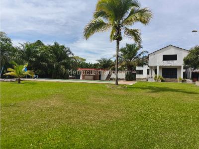 Casa de 5 alcobas en venta en El Salado, Ibagué, 1262 m² · foto 11 de 13