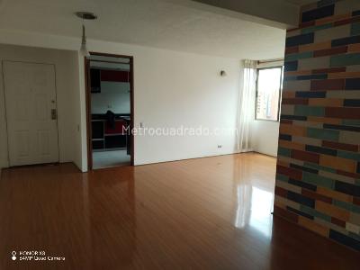 Apartamento de 3 alcobas en venta en Salitre Esperanza, Bogotá, 75 m² · foto 13 de 16