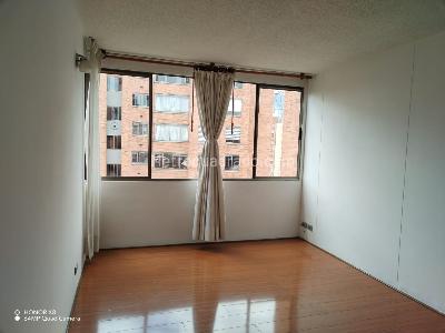 Apartamento de 3 alcobas en venta en Salitre Esperanza, Bogotá, 75 m² · foto 15 de 16