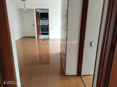 Apartamento de 3 alcobas en venta en Salitre Esperanza, Bogotá, 75 m² · foto 7 de 16