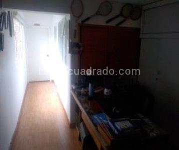 Casa de 5 alcobas en venta en Velodromo, Bogotá, 250 m² · foto 10 de 15