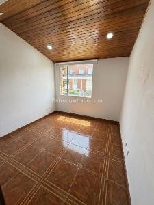 Casa en arriendo en Bolivia, Bogotá · foto 5 de 9