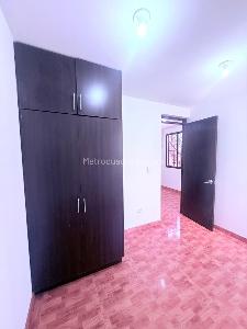 Apartamento de 3 alcobas en venta en La Navarra, Bello, 53 m² · foto 13 de 19