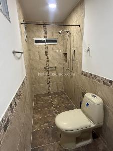 Casa de 4 alcobas en venta en Niquia, Bello, 12 m² · foto 2 de 9