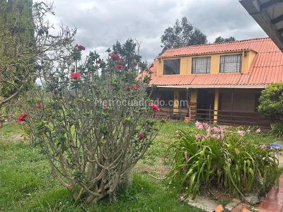 Casa de 4 alcobas en arriendo en Calvin De Leza Del Río, Cajicá · foto 2 de 20