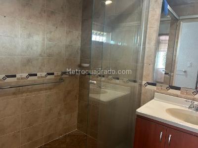 Casa de 4 alcobas en arriendo en Calvin De Leza Del Río, Cajicá · foto 11 de 20