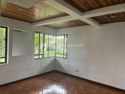 Casa de 4 alcobas en arriendo en Calvin De Leza Del Río, Cajicá · foto 9 de 20