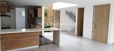 Casa de 4 alcobas en venta en Cr Camino De La Floresta Ii, Chía, 143 m² · foto 9 de 18