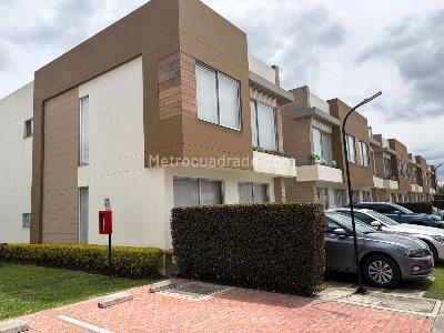 House for rent in Delicias Norte, Chía