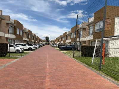 Casa de 4 alcobas en arriendo en Delicias Norte, Chía, 143 m² · foto 20 de 20