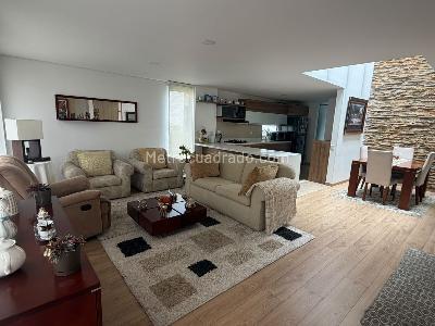 Casa de 4 alcobas en arriendo en Delicias Norte, Chía, 143 m² · foto 2 de 20