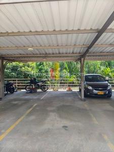 Apartamento de 3 alcobas en venta en Campiña, Ibagué, 88 m² · foto 2 de 20