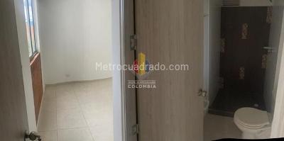Apartamento de 3 alcobas en venta en C R, Ibagué, 55 m² · foto 6 de 13