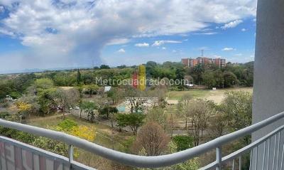 Apartamento de 3 alcobas en venta en C R, Ibagué, 55 m² · foto 9 de 13