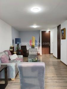 Apartamento de 3 alcobas en venta en Villa Teresa, Ibagué, 90 m² · foto 3 de 17