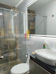 Apartamento de 3 alcobas en venta en Villa Teresa, Ibagué, 90 m² · foto 6 de 17