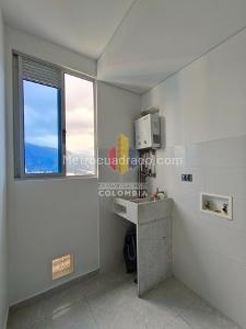 Apartamento de 3 alcobas en venta en Varsovia, Ibagué, 68 m² · foto 6 de 17
