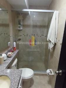 Apartamento de 3 alcobas en venta en Piedra Pintada Alta, Ibagué, 97 m² · foto 5 de 18