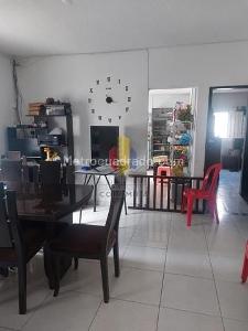Casa de 5 alcobas en venta en Gaitan, Ibagué, 135 m² · foto 3 de 20