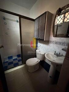 Casa de 4 alcobas en venta en Parrales, Ibagué, 204 m² · foto 13 de 20