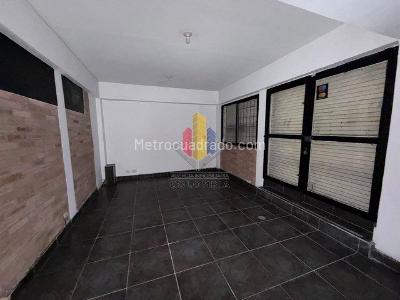 Casa de 4 alcobas en venta en Parrales, Ibagué, 204 m² · foto 15 de 20