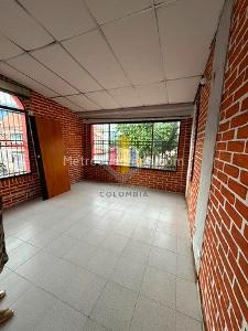 Casa de 4 alcobas en venta en Parrales, Ibagué, 204 m² · foto 17 de 20
