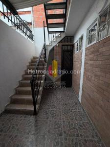Casa de 4 alcobas en venta en Parrales, Ibagué, 204 m² · foto 19 de 20