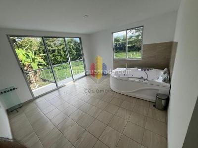 Casa de 4 alcobas en venta en Altos Del Combeima, Ibagué, 540 m² · foto 4 de 20