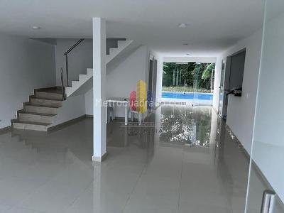 Casa de 4 alcobas en venta en Altos Del Combeima, Ibagué, 540 m² · foto 3 de 20