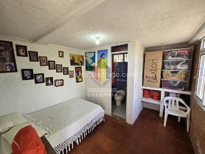Casa de 4 alcobas en venta en San Francisco, Ibagué, 517 m² · foto 3 de 20