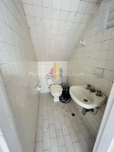 Casa de 3 alcobas en arriendo en Interlaken, Ibagué, 236 m² · foto 13 de 20