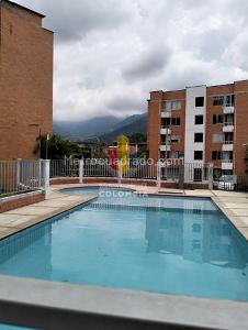 Apartamento de 3 alcobas en venta en Modelia, Ibagué, 45 m² · foto 19 de 20