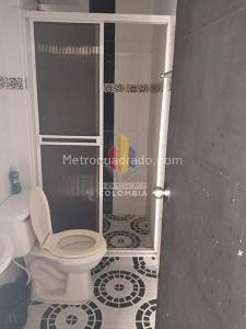 Apartamento de 3 alcobas en venta en Arboleda, Ibagué, 42 m² · foto 3 de 17