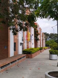 Apartamento de 2 alcobas en venta en Nuevo Horizonte, Ibagué, 68 m² · foto 2 de 20