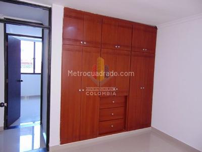 Apartamento de 3 alcobas en venta en Comfenalco, Ibagué, 68 m² · foto 13 de 17