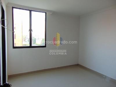 Apartamento de 3 alcobas en venta en Comfenalco, Ibagué, 68 m² · foto 14 de 17