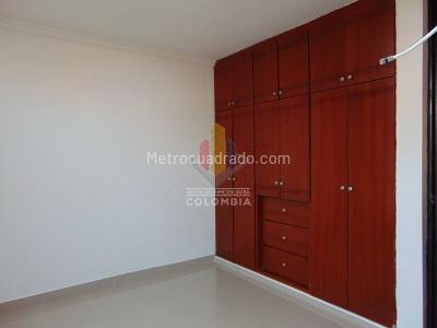 Apartamento de 3 alcobas en venta en Comfenalco, Ibagué, 68 m² · foto 16 de 17