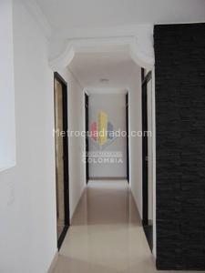 Apartamento de 3 alcobas en venta en Comfenalco, Ibagué, 68 m² · foto 9 de 17