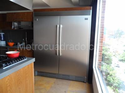 Apartamento de 3 alcobas en venta en Bella Suiza, Bogotá, 218 m² · foto 8 de 19