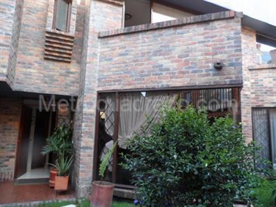 Casa en venta en Santa Barbara Occidental, Bogotá · foto 2 de 17