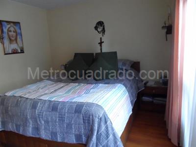 Casa en venta en Santa Barbara Occidental, Bogotá · foto 9 de 17